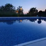 Casa Nora Adriatica Vilanija